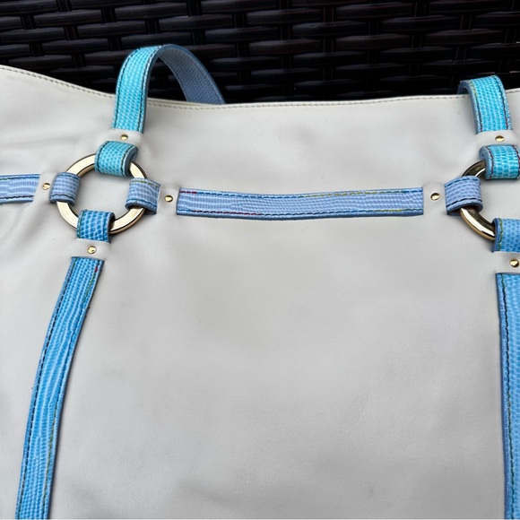 Paola by PDL Luxury Leather Bag Purse
Made in Italy - Picture 3 of 12